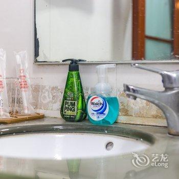 广州路客精品民宿BE6410酒店提供图片