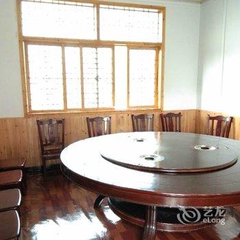 利川凉风水滨民宿酒店提供图片
