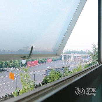 成都路客AA8070精品民宿酒店提供图片