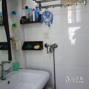 青岛喧哗公寓酒店提供图片