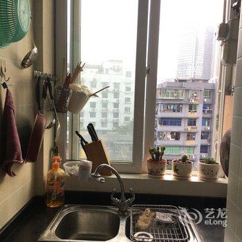 重庆浪漫蜗居公寓酒店提供图片