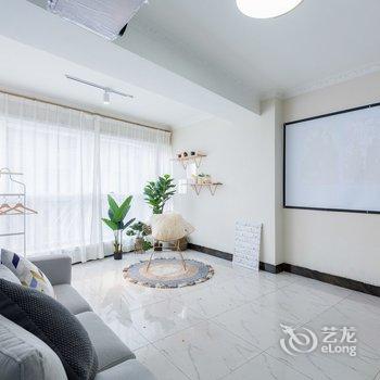 重庆顾顾顾的家公寓(中兴路分店)酒店提供图片