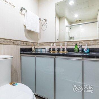 广州彩蝶之家1公寓(外广场雕塑园分店)酒店提供图片
