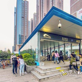 成都黑色的光公寓(伏龙村分店)酒店提供图片