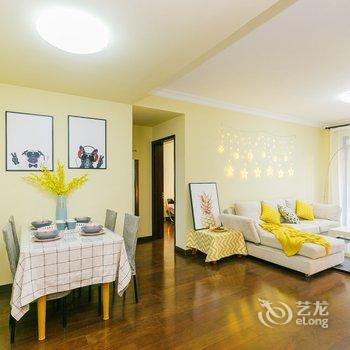 上海窝里民宿(南浦广场公园分店)酒店提供图片
