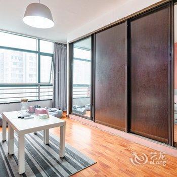 重庆山坞·18号公寓(重庆大轰炸惨案遗址分店)酒店提供图片