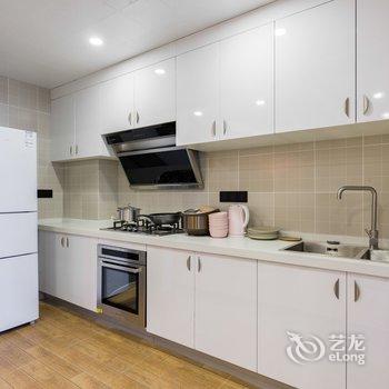 重庆慕栈城市精品公寓重庆店(五黄路分店)酒店提供图片