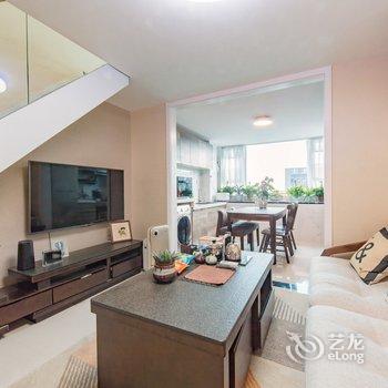 近双流机场四川大学经纬之居3067公寓(机场路近都段1号分店)酒店提供图片
