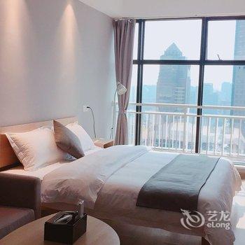 成都乐享多公寓(全年红红木艺术馆分店)酒店提供图片