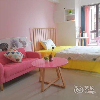 重庆小栖公寓酒店提供图片