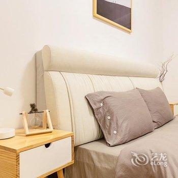 重庆左右民宿(千佛寺分店)酒店提供图片