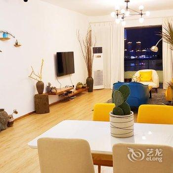 重庆左右民宿(千佛寺分店)酒店提供图片