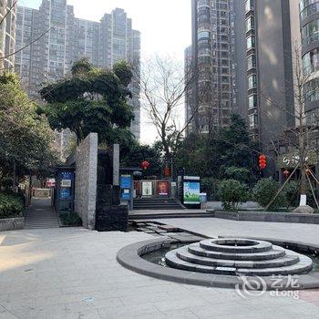 成都米兰死忠公寓酒店提供图片