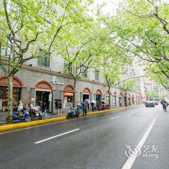 上海我想领养狗特色民宿酒店提供图片