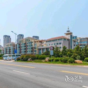 青岛海滨公寓(南营村分店)酒店提供图片