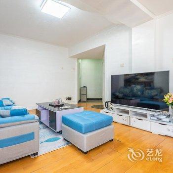 青岛五月80090民宿(6号店)酒店提供图片