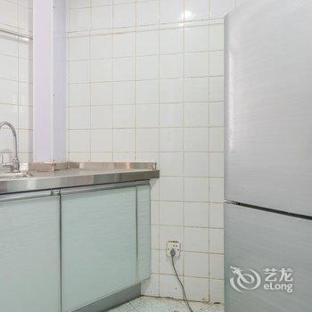 青岛五月80090民宿(6号店)酒店提供图片