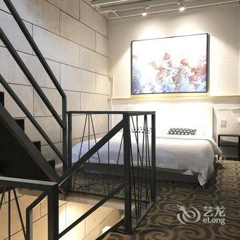 筑美印象酒店式公寓(青岛台东步行街店)酒店提供图片