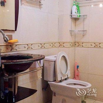 温馨小居公寓(青岛博思公官店)酒店提供图片