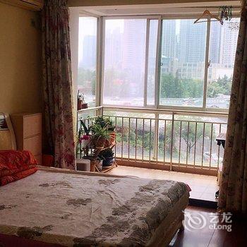 温馨小居公寓(青岛博思公官店)酒店提供图片