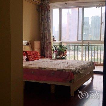 温馨小居公寓(青岛博思公官店)酒店提供图片