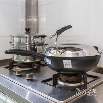 青岛Locals路客·青岛市南A51舍公寓(带我回家吧分店)酒店提供图片