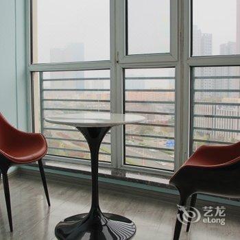 青岛卓雅时尚民宿酒店提供图片