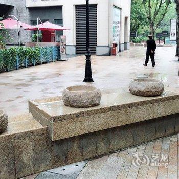 重庆谯公寓(新立村分店)酒店提供图片