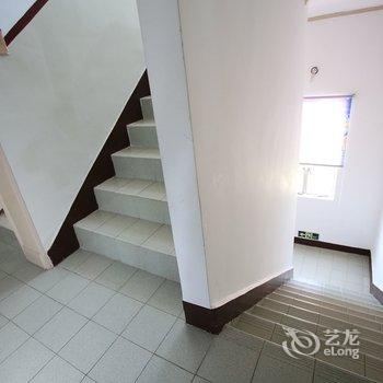 上海ghbsunny特色民宿(卫家河路分店)酒店提供图片