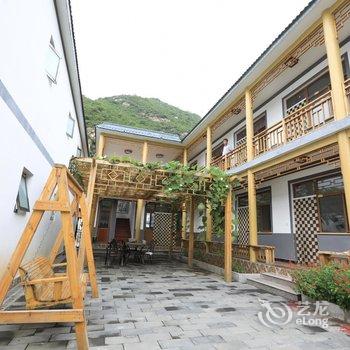 老闫客栈(聚灵峡灵山风景区店)酒店提供图片