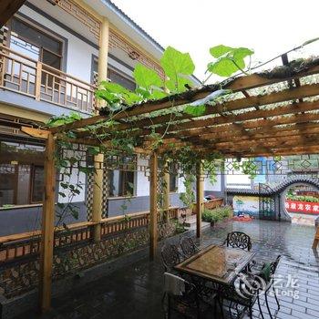 老闫客栈(聚灵峡灵山风景区店)酒店提供图片