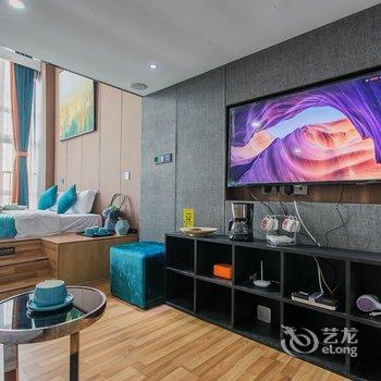 广州薰衣草之家(广州汉溪长隆地铁站奥园店)酒店提供图片