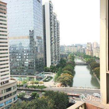成都白马(标价是单人/晚价格)公寓(4号店)酒店提供图片