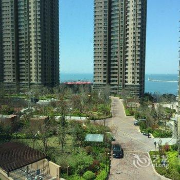 青岛会游泳的大熊猫公寓酒店提供图片