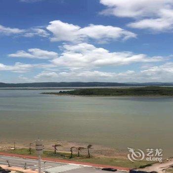 防城港兰若书苑小主公寓酒店提供图片