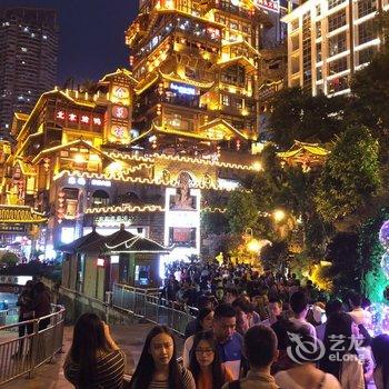 重庆点点妹儿公寓酒店提供图片