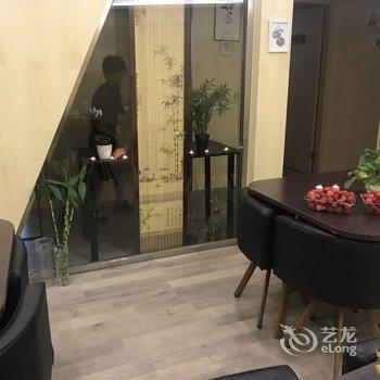 上海快乐的小屋酒店提供图片