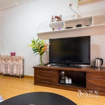青岛五月80090民宿(5号店)酒店提供图片
