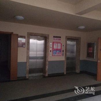 青岛李姐民宿(东岳中路分店)酒店提供图片