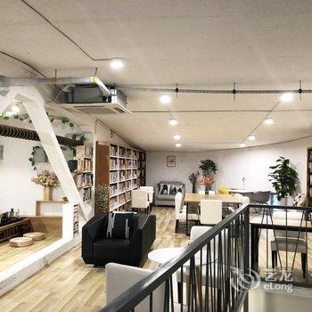 筑美印象酒店式公寓(青岛台东步行街店)酒店提供图片