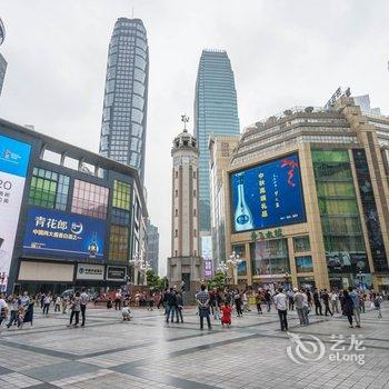 重庆解放碑洪崖洞北欧风江景公寓\江畔酒店提供图片