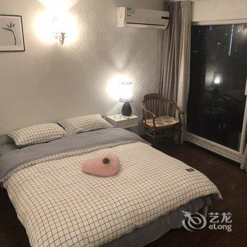 重庆白日梦家民宿酒店提供图片