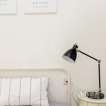 成都相信明天会更好公寓酒店提供图片