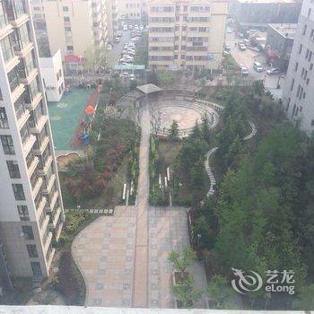 青岛金沙滩CBD商圈公寓酒店提供图片