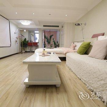 重庆本少女公寓酒店提供图片