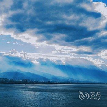 大理云居海景设计公寓酒店提供图片