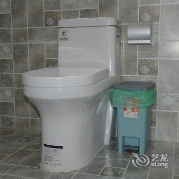 青岛依山原舍民宿酒店提供图片