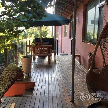 青岛物外山舍民宿酒店提供图片