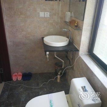 青岛物外山舍民宿酒店提供图片