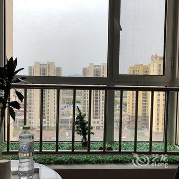 青岛浪漫满屋公寓(5号店)酒店提供图片